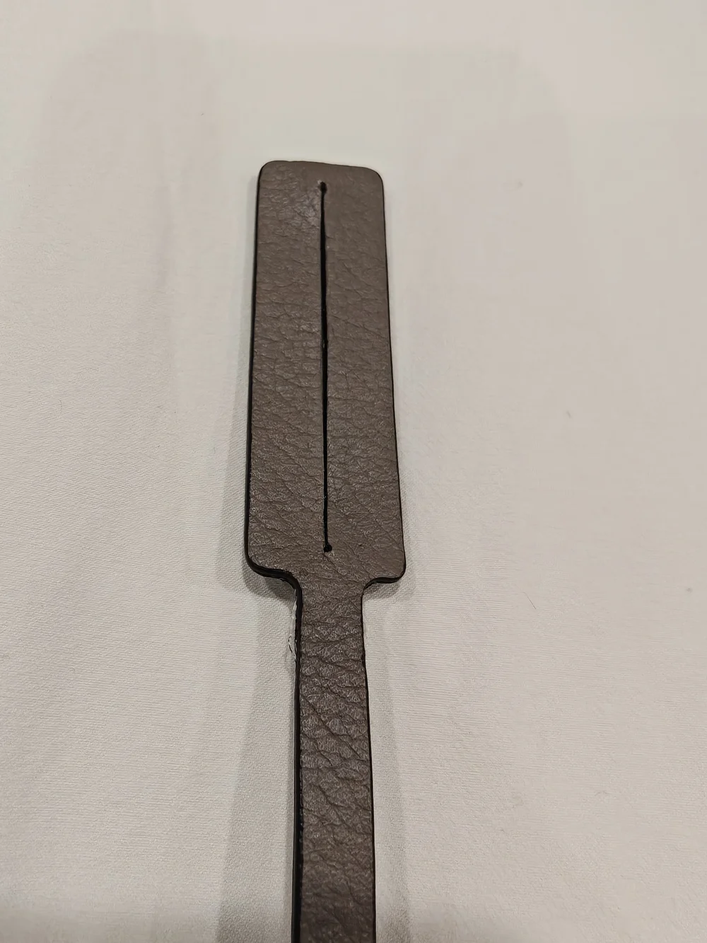 Marc Jacobs mink-grey textured leather luggage and bag tag